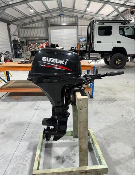 Used Suzuki 20hp Outboard Motor for Sale